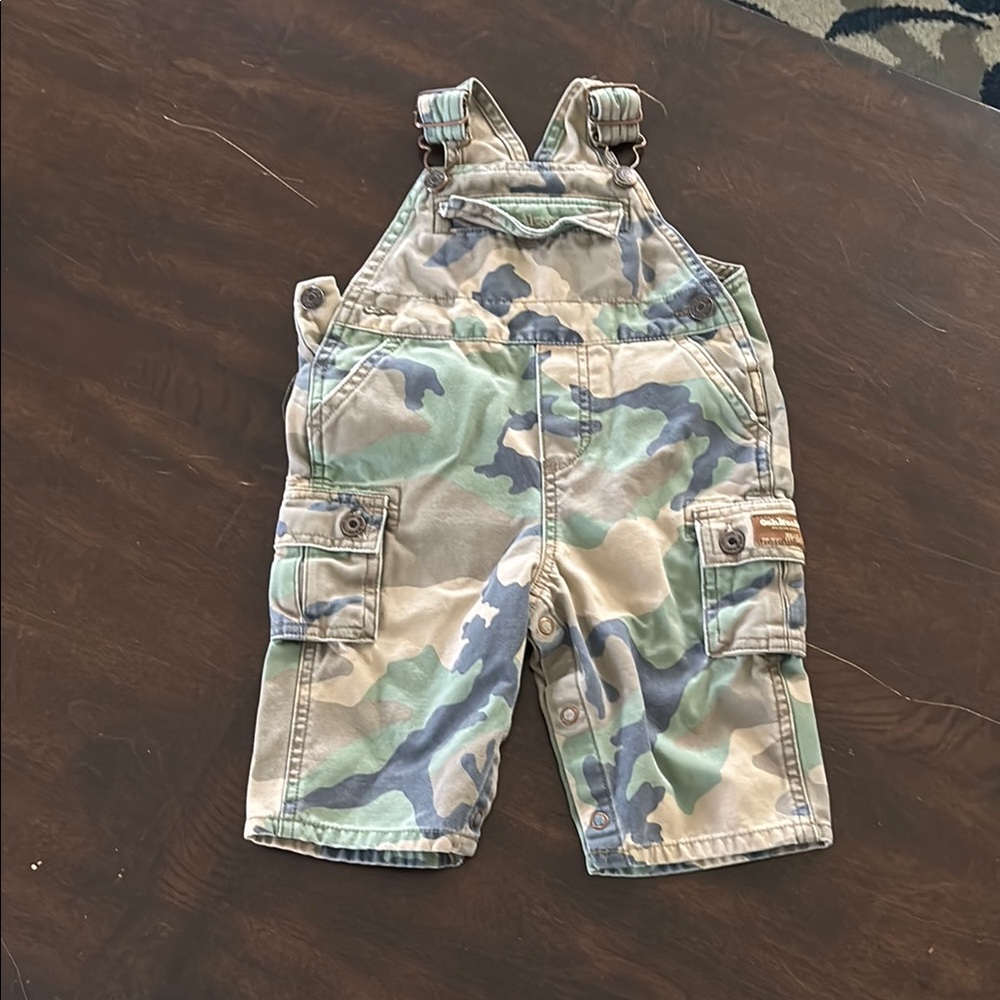 OshKosh B'gosh Green and Tan Overalls